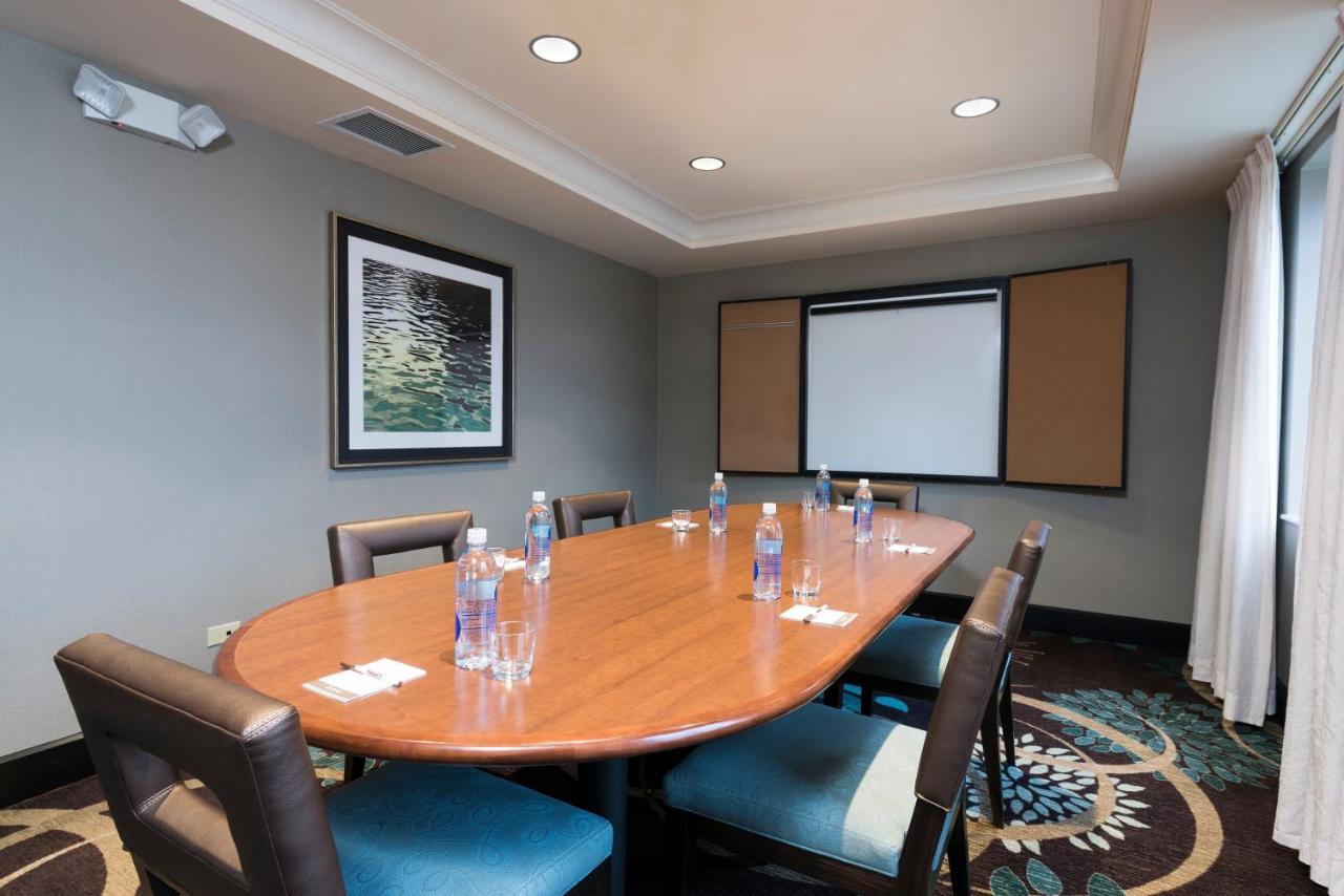Staybridge Suites Chicago-Oakbrook Terrace By Ihg Zewnętrze zdjęcie